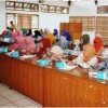 Ibu-ibu PKK saat mengikuti pelatihan koperasi di wisma permata